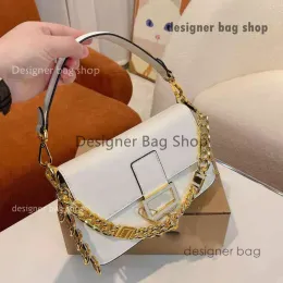 Designer-Tasche 7A Kreative Taschen Frauen Luxus Handtasche Schulter Leder Designer Umhängetasche Weibliche Geldbörsen mit Pin und Kettenanhänger