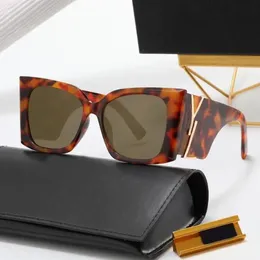 Kadınlar ve Erkekler İçin Lüks Güneş Gözlüğü Tasarımcı Güneş Gözlüğü Logosu Y SLM Aynı Stil Gözlükleri Klasik Kedi Göz Dar Çerçeve Kelebek Gözlükleri Kutu Y Tasarımcı Gözü 387
