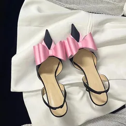 Klänningskor Silk Bow and Rhinestone High Heels Set French Style Socialite Pointed Thin Hollow Toe Sandaler