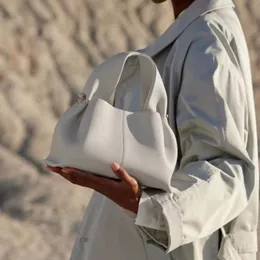 большая сумка дизайнерская сумка модная и универсальная сумка через плечо роскошная сумка для пельменей высококачественная кожаная нишевая брендовая сумка плиссированный дизайн и ощущение высокого класса