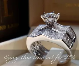 2019 Nuovo arrivo gioielli di lusso in argento sterling 925 coppia anelli pavimenta zaffiro bianco diamante CZ donne anello nuziale nuziale impostato per L3195784
