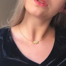 Nytt mode Tiny Heart Dainty Initial 14k Yellow Gold Necklace Golden Letter Namn Choker Halsband för kvinnor hängsmycken gåva