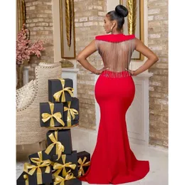 Nuevo vestido de fiesta de sirena rojo para mujer, vestidos de noche sexis con abertura lateral, vestidos largos de cristal con espalda descubierta para fiesta de graduación personalizados