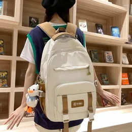 Borse da scuola Zaino da donna stile Harajuku Borsa con ciondolo carino per ragazze Zaini da viaggio di grande capacità Borse per libri impermeabili Mochila