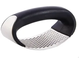 Fruktgrönsaksverktyg Kök matsal Hem Gardengarlic Press Rocker Rostfritt stål Ginger Crusher Kitchen Peeler Brush Garl8526186