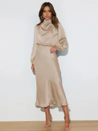 Solid color high-quality satin dress with lantern sleeves and turtle neck dress casual fashionable comfortable elegant women's evening dress 240108