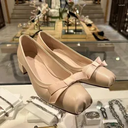 Scarpe eleganti Albicocca Bowknot Mary Jane per le donne Designer di marca Punta quadrata Tacchi alti spessi Eleganti décolleté slip-on primaverili da donna