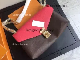 Tasarımcı Çantası 10a Yeni Orijinal Şık Çanta Çantaları Pallas Zincir Tote Çantalar Oksitleyici Deri Crossbody Çanta Siyah Omuz Çantaları Sırt Çantası Cüzdan Tüm Maç M41200