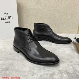 BERLUTI bottes en cuir nouveaux hommes en cuir de veau brossé bottes du désert britannique Scritto à motifs Gentleman bottes en cuir à lacets HB0A