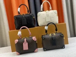 Designer PETITE MALLE SOUPLE Bolsa Feminina Bolsa de Reforço de Canto de Corrente Moda Curta Corrente Larga Alça de Ombro Caixa Macia Bolsa de Ombro Crossbodys Carteira