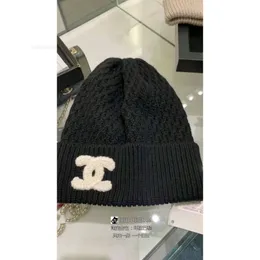 Designer Chan Knitted hat for Women's hats CH beanies Paris France 2024 Autumn/Winter Dual Color Optional Classic Double C Cashmere Knit Hat 7ROW A6B7