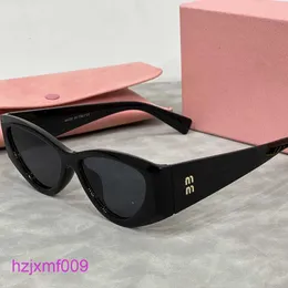 Y4XP Solglasögon Designer för kvinnor män Klassiskt märke lyxmode UV400 Goggle med låda av hög kvalitet utomhuspilotglasögon Fabriksbutik Beautific