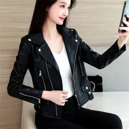 Kvinnorjackor 2024 Spring Autumn All-Match Faux Leather Women Jacket varumärkesdesigner för damer kvinnliga chic smala rockar