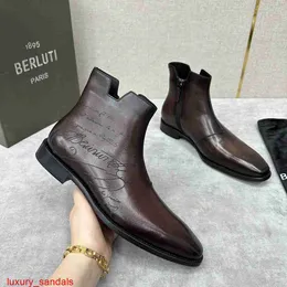 Berluti Leather Boots New Men Men New Men's English English Style Chelsea Leather Boots Leather Leather Brity Gettlemen's Boots Hbyw