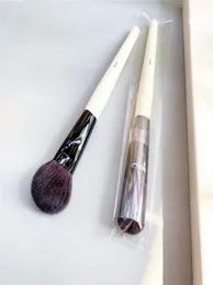 Pennello per trucco per fard Luxe Morbida setola di capra naturale Pennello per guance rotonde Evidenziatore Pennello per cosmetici di bellezza3223563