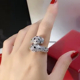 Anelli Anello Panthere per donna designer diamante Occhiali smeraldo Placcato oro 18 carati T0P qualità più alta qualità di moda di lusso classi