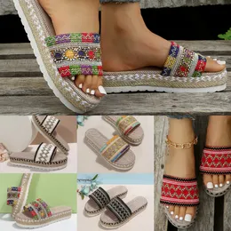 Diapositivas de diseñador Zapatos planos de verano para mujer Juego de cuerdas de cáñamo Pie Sandalias de mula de playa Sandalias de mujer de todo fósforo al aire libre Zapatillas mulas Sandalias de mujer de gran tamaño