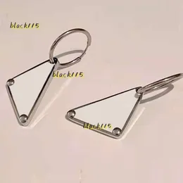 Stud Men Metal Triangle Dingle Earing Stud Fashion Jewelry Rostfritt stål Hoop Earings Lady Fashion Ohrringe Simple Letter Clip on Designer örhängen Retro 2024