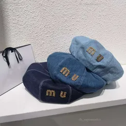 Berretti con sfera Water Diamond MIU Beret Cappello mius mius femminile Cappello beanie firmato Cappello Xia Da Wai Bud Hat Cappello pittore ottagonale