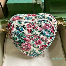 Alta qualidade bolsa de ombro floral impresso coração forma crossbody sacos presente mulheres luxurys amor menina mini bolsas designer