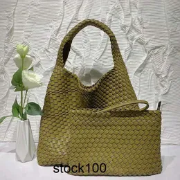 Bag Jodie BottegaaVenetas 2024 Large Single Wrist Woven Small Cabbage Basket Women's Bag Capacity Mother and Child Tote Fashion One Shoulder