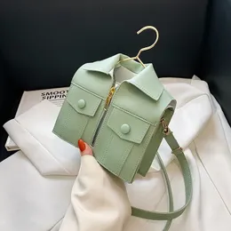 Kvinnor crossbody väska rolig trendig skjorta oneshoulder klänning söta flickor solida axel messenger små fyrkantiga väskor 240108