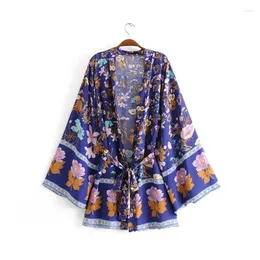 여자 재킷 캐주얼 해변 커버 업 blusas 벨트 집시 스타일 히피 여자 Kimono 2024 Boho Vintage Floral Print Short Robes