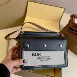 Başlık Çanta Lüks Tasarımcı Omuz Çantaları Lady Tote Çantalar İki Tonlu Çantalar Perçin Totes Kontrol Desen Hacimli Akşam Çantaları Moda Çift Taraflı Messenger Çanta