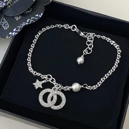 Necklaces Classic Luxury Jewelry Designer Necklace Pearl Earrings Festival Gift Shining Stone Embedding Fashion Bracelet Original 1:1 Model