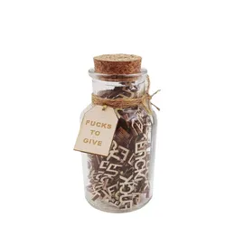 Handgefertigte Buchstaben aus Holz: Personalisiertes Geschenkglas – einzigartige, anpassbare und urkomische Geschenkidee (100 Stück pro Flasche)