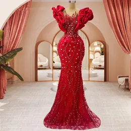 Röd paljetter Formell aftonklänning 2024 Sheer Neck Plus Size Beaded Crystal Birthday Party Gowns Dubai Arab