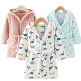 Soft Girl Sleepwear Robe Autumn Winter Children Hooded Flannel Bathrobe Boys Pajamas Comfort Kids Cartoon Homewear 3-8 Years Old 240108
