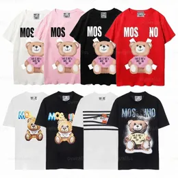 Designer Womens T-shirt Summer Luxury Brands Graphic Tee Cartoon Bear Stämpel Löst bomull Rund Nacke för utomhus fritid Par Mens Womens Tops Moschi R7NU#