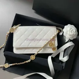 حقيبة المصممين 2024 New Leisure Litchi Pattern Pattern Wealth Bun مع Caviar و Cowhide WOC Gold Coin Coin Bag Lingge Chain Women's Bag