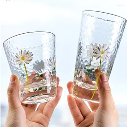Becher verwelkt kreative Hammer Muster Glas Tasse mit kleinen Gänseblümchen trinken zu Hause hitzebeständig Saft trinken Gold Rand T