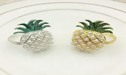 İnciler ile Altın Gümüş Ananas Halkası Düğün Tatil Dekorasyonu Aile Mum ışığı Akşam Yemeği Peçete Sahibi 24 PCS3770561