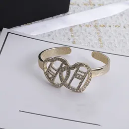 Pulsera de diamantes con letras de lujo de oro de 18 quilates, brazalete de diseñador para amantes, pulseras para mujer, regalo, joyería de moda