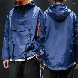 Kurtki męskie Y2K Street Wear Fashion Haterproof Waterproof Coats Casual Strewear Windbreaker Multi-Pockets for Male Overcoat 2024