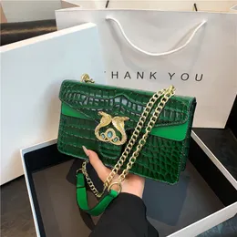 Outlet Women Bag 8 Colool Classic Retro Crocodile torebka Słodka dama na ćwierkatła torba łańcuchowa klapka wytłoczona skórzana plecak spersonalizowany patent torebki 3905#