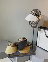 Alta calidad verano más nuevo estilo sombrero de copa vacío sombrilla de moda sombreros de paja protector solar de playa sombrero de lengua de pato 4 colores 1998248