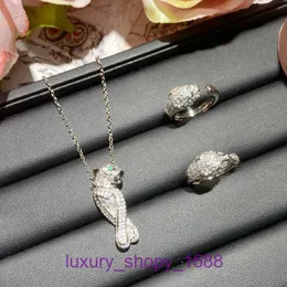Modedesigner-Autoreifen-Klassiker-Halskette für Damen, personalisierbar, modische Marke, voller Diamant-Leopardenkopf mit 18 Karat glänzendem Gree, mit Originalverpackung