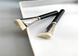 Backstage Contour Makeup Brush N ° 15 Perfect Perfect Sculpting Paricers Blend Finish Brush4686709