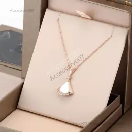 designer jewelry bracelet necklace gem pendants necklace luxury jewelry diamond gold Sweat-proof colorfast ladies fashion charm necklaces for party gift