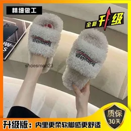 Scarpe firmate sandali parigini Pantofole di lusso Sandalo con plateau peloso Pantofole in peluche ricamo B parola coppia pantofole in peluche Pantofole in pelle scamosciata Furry Slide RMH4l