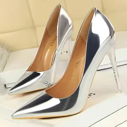 Bigtree Shoes Woman Pumps Patent skórzane obcasy Kobiety Podstawowa pompka ślubna Kobieta szpilka pięta plus rozmiar 43 240110