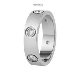 Högkvalitativ utgåva Rings Light Luxury Carter New Fashion Titanium Steel Diamond Zircon Ring Stainless Par Smycken Personifierad med originallåda