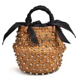 TOTES手作りの装飾されたstrバッグサマーホリデービーチと真珠の女性織りバケツダイヤモンドデザイナーホットハンドバッグスティリッシュズルバッグ