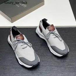 Berluti Sneakers Scarpe da uomo Shadow Kint Sneaker in pelle Bruti Grey Uomo Sport Questo paio di calzini ha una comoda fodera interna Rj V0Y6