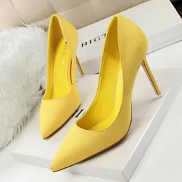 Women 9cm High Heels Yellow Office Pumps Lady Stripper Suede Flock Escarpins Wedding Bridal Scarpins Green Red Event Shoes 240110