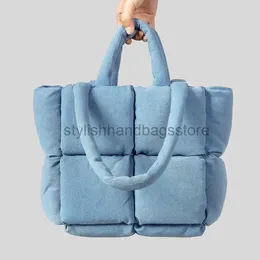 Omuz çantaları moda denim yumuşak puffer çanta tasarımcısı yastıklı kadın çanta pamuklu bayan omuz çantaları sıcak kışlık çanta 2023stylishhandbagsstore